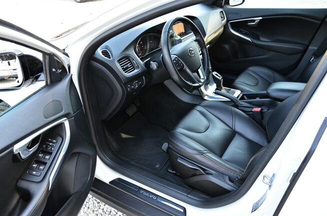 Volvo V40 Cross Country T2 152KM Full LED! Skóra! Kamera! Ideał! Zobacz!!!