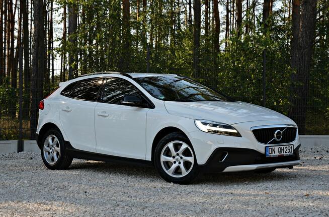 Volvo V40 Cross Country T2 152KM Full LED! Skóra! Kamera! Ideał! Zobacz!!!