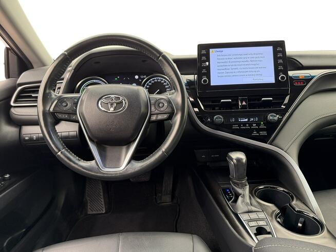 Toyota Camry 2.5 Hybrid Comfort CVT Sedan