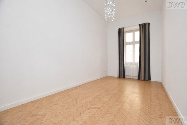 63m2,2 pok,kuchnia,winda,ul.Bożego Ciała 9