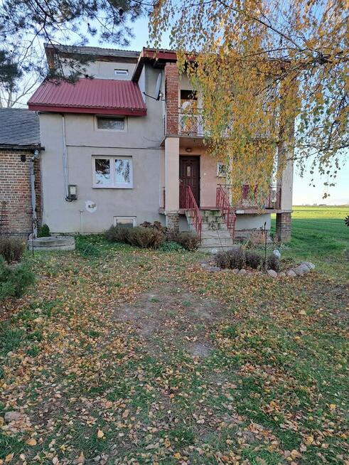 Siedlisko z działką usługową