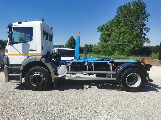 Mercedes Atego 18.230 Hakowiec do kontenerów płyta czołowa