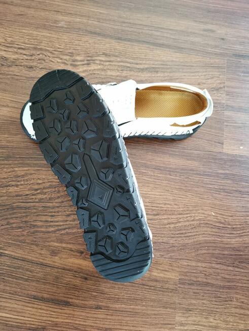 Nowe buty sandały męskie na lato