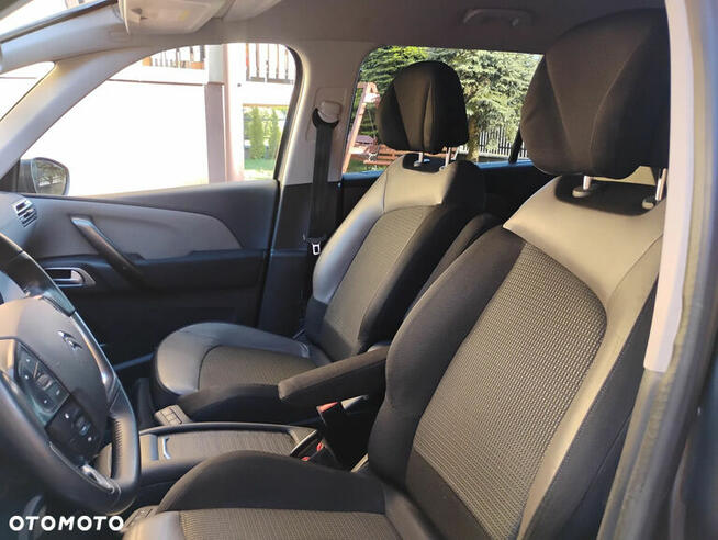Citroen C4 GRAND Picasso 2016, 2.0HDI-150KM. AUTOMAT. XENON.