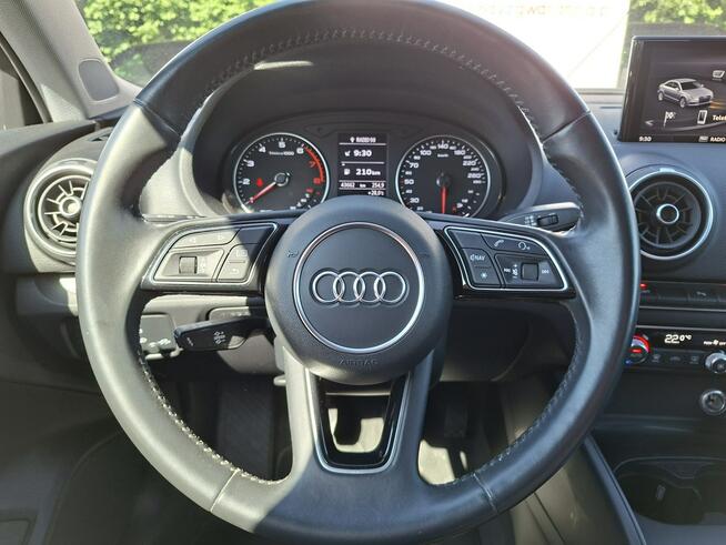 Audi A3 Limousine 1.5 TFSI ACT Sport, Klimatronic 2-stref, Nawigacja, PDC 2x
