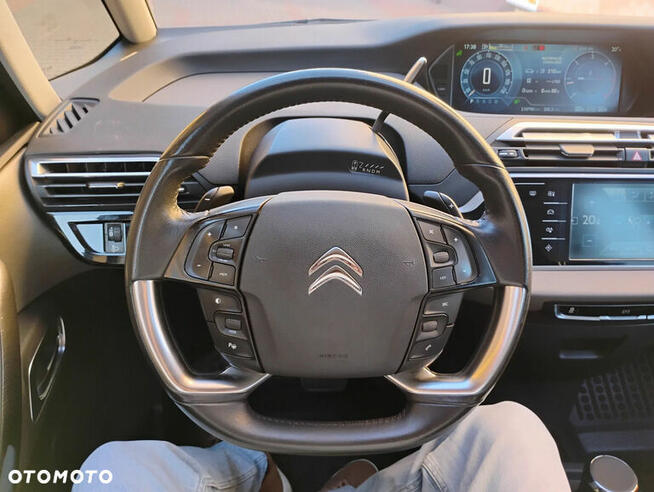 Citroen C4 GRAND Picasso 2016, 2.0HDI-150KM. AUTOMAT. XENON.