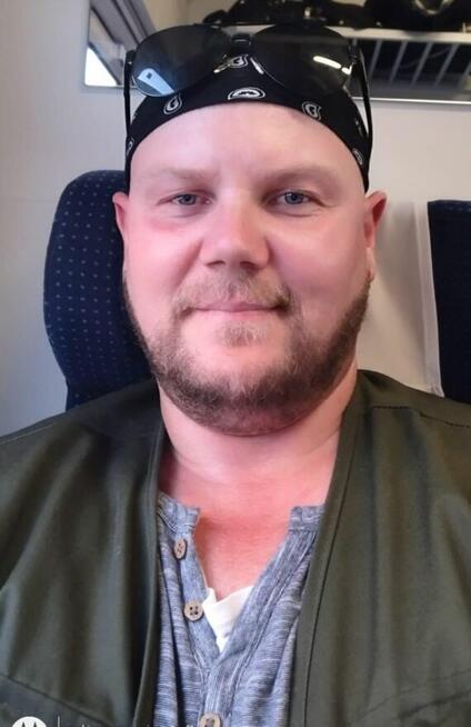Szukam puszystej nie doceniane kobiety.