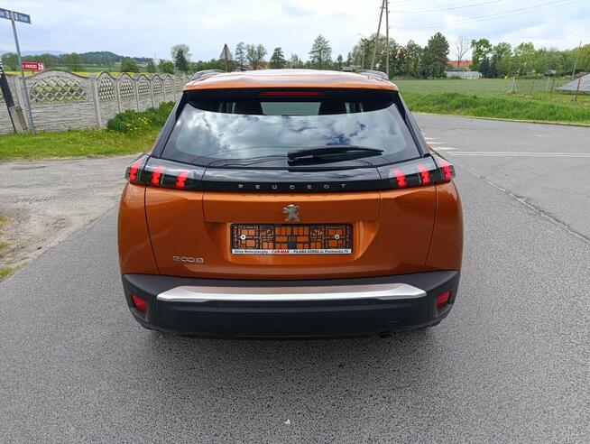 Peugeot 2008 1.2Benz 2020r Allure