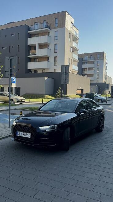 Audi a4b9