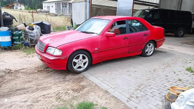Mercedes kupię każdy model i każdy stan.