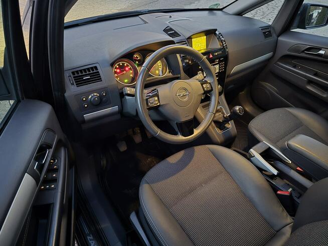 Opel Zafira 7-os, Xenon, KlimaTronik, Navi, PDC, SuperStan //GWARANCJA//