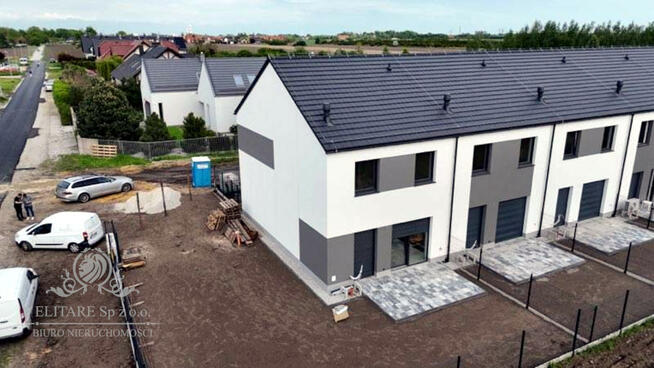 DOM szereg środkowy 102,50m2 z działką 148m2m2, Iwiny Siechnice