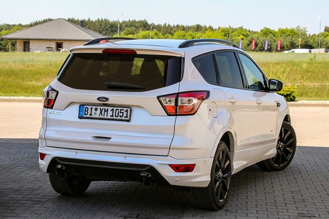 Ford Kuga ST-Line 180KM 4x4 Radar Panorama Manetki El.Klapa Park Assist Sony