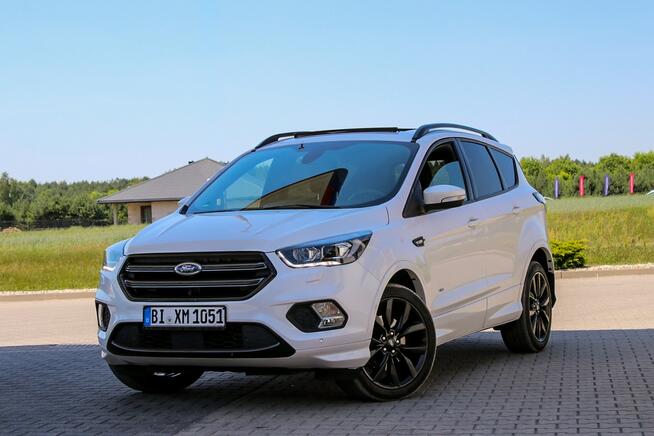 Ford Kuga ST-Line 180KM 4x4 Radar Panorama Manetki El.Klapa Park Assist Sony
