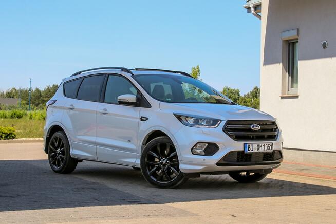 Ford Kuga ST-Line 180KM 4x4 Radar Panorama Manetki El.Klapa Park Assist Sony