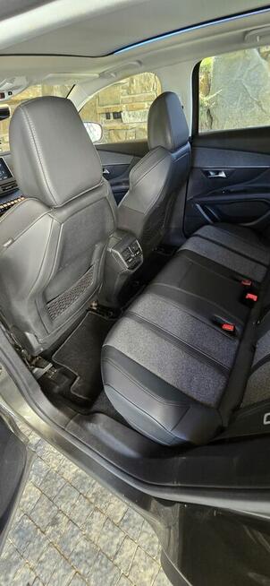PEUGEOT 3008 HYBRID – NOWOCZESNOŚĆ, KOMFORT I OSZCZĘDNOŚĆ!