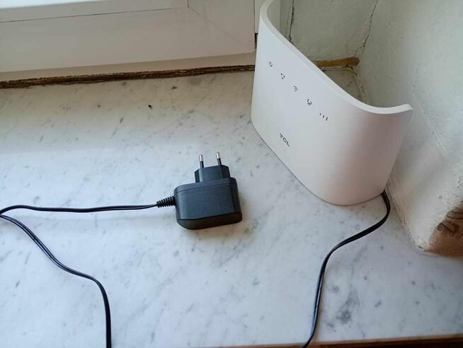 Ruter mobilny bez simlocka TCL 300MB/s