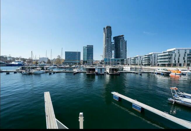 BEZPBezposredni PANORAMICZNY PENTHOUSE Sea Towers 8 piętro