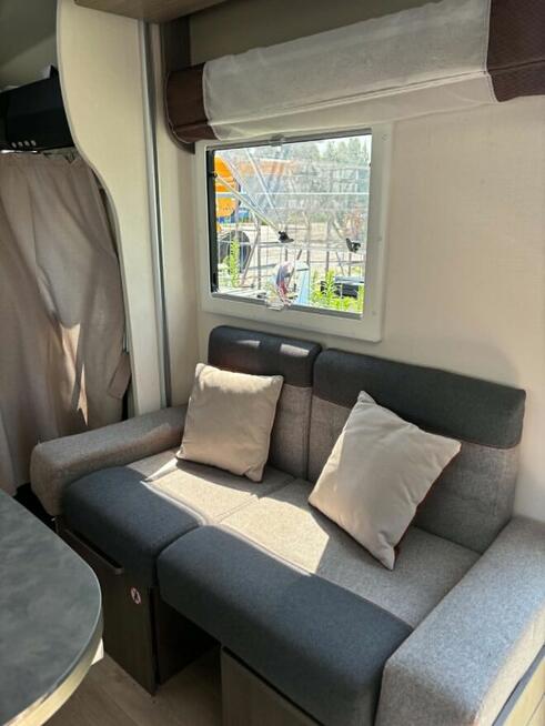 KAMPER FORD CHAUSSON 720 TITANIUM 2020 r. dla 5 osób