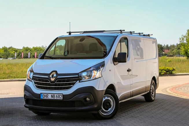 Renault Trafic 3 osobowy Kamera Nawigacja Klimatyzcja Tempomat Podgrzewany Fotel