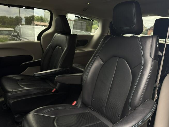 Chrysler Pacifica | Stan Bardzo Dobry | Bogate Wyposażenie RodzinNE AUTO