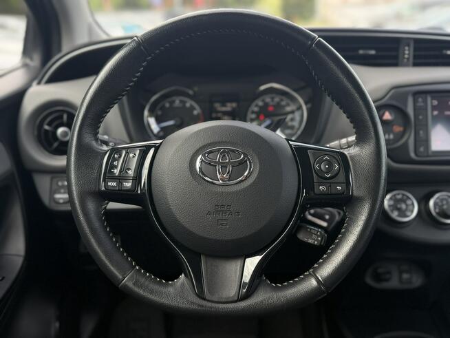 Toyota Yaris Salon Polska Poleasingowy I właściciel Serwis ASO VAT 23% Bezwypadkowy