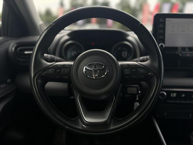 Toyota Yaris kraj Polska I właścicie Serwis ASO VAT 23% Bezwypadkowy Poleasingowy