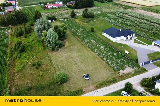 Działka 3100 m² ze stawem WZ na 3 domy 2026 S7