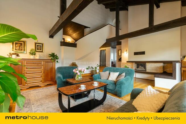 Nietuzinkowy dom 272 m² Chełmek