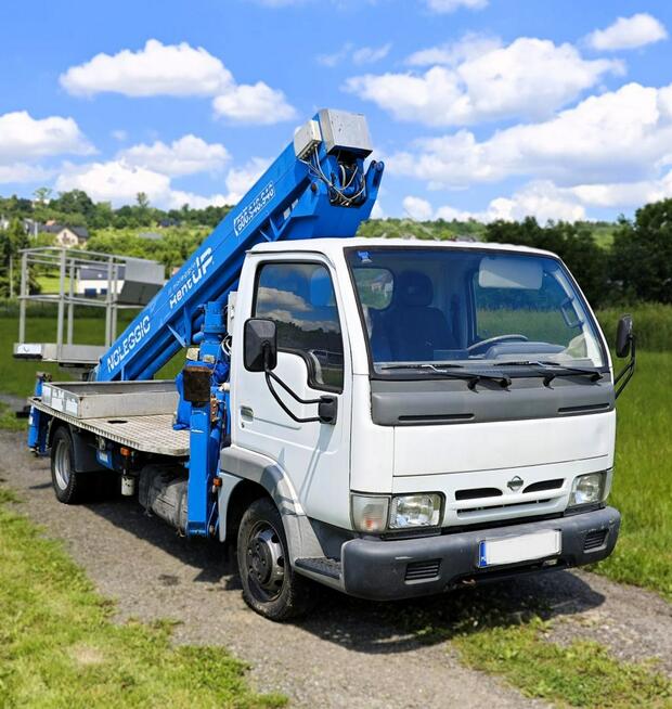 Nissan Cabstar Zwyżka CTE 20N Podnośnik