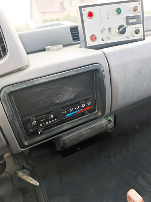 Nissan Cabstar Zwyżka CTE 20N Podnośnik