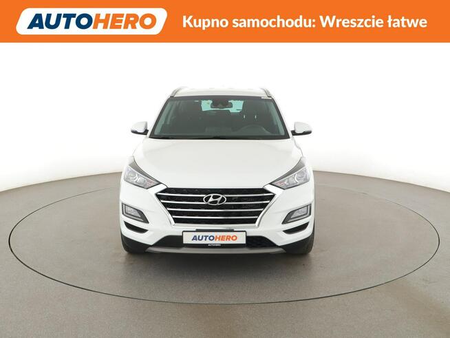 Hyundai Tucson automat niski przebieg 4x4 navi KRELL tempomat LED kamera