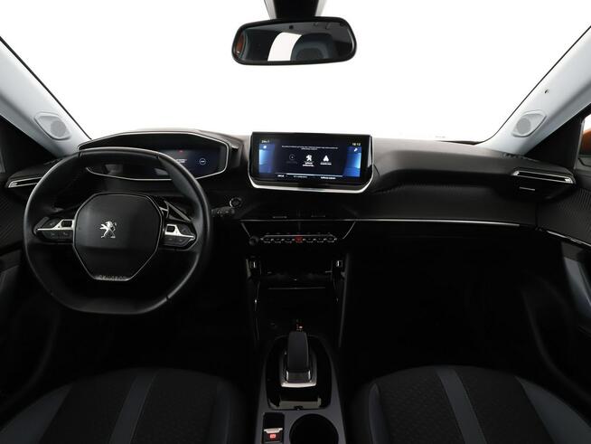 Peugeot 2008 EV automat full LED virtual cocpit navi klima auto kamera i czujniki p