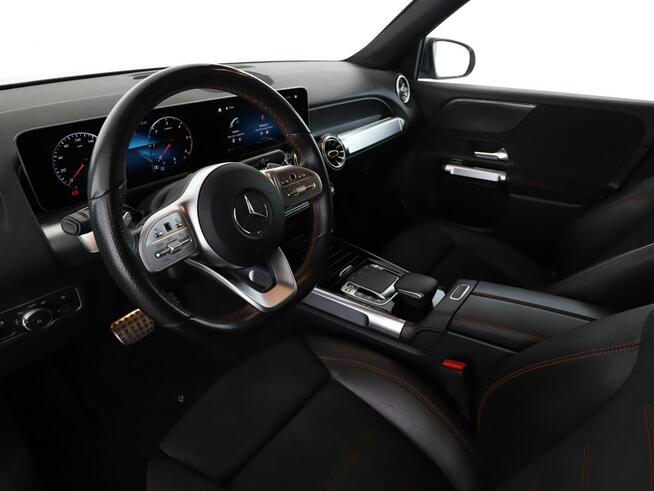 Mercedes GLB FV23% 7 os. automat full LED skóra/alcantara navi MBUX Premium kamery