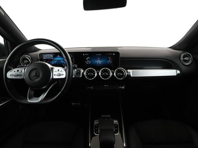 Mercedes GLB FV23% 7 os. automat full LED skóra/alcantara navi MBUX Premium kamery