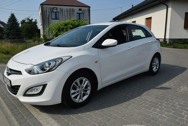 Hyundai i30 1.4B MPI 88 TYS KM Klima Grzane Fotele 2015r Sprowadzony Opłacony