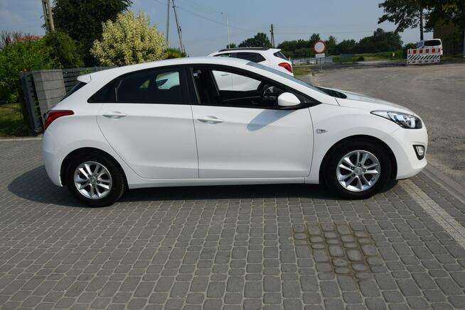 Hyundai i30 1.4B MPI 88 TYS KM Klima Grzane Fotele 2015r Sprowadzony Opłacony