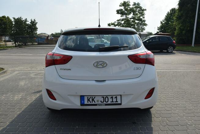Hyundai i30 1.4B MPI 88 TYS KM Klima Grzane Fotele 2015r Sprowadzony Opłacony