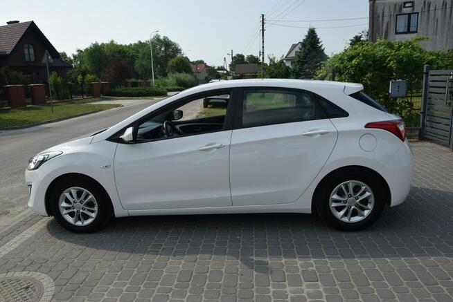 Hyundai i30 1.4B MPI 88 TYS KM Klima Grzane Fotele 2015r Sprowadzony Opłacony