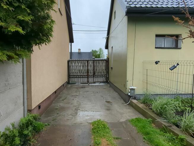 7/24 udziału w nieruchomości zabudowanej od Syndyka- Okuniew