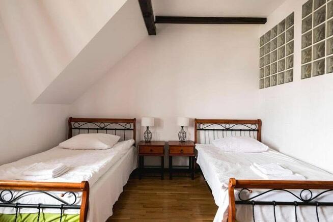 Hostel tanie noclegi , kwatery pokój z łazienką. Хостел