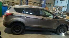 Sprzedam samochód Ford Kuga 1.5 benzyna z 2019 roku