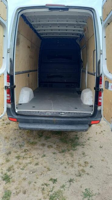 Mercedes sprinter sredni