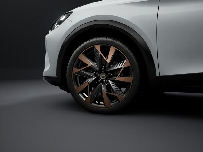 Cupra Formentor DSG - Pakiet Edge - Dynamic Design - Rocznik 2026!