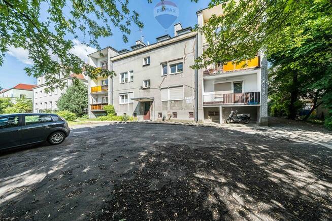 Odnowiona i świetnie położona kawalerka na Sołaczu