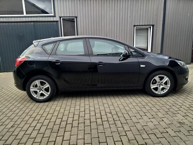 Opel Astra 1.4 Turbo Klimatronic Czujniki P+T Dodat. kpl kół 4 Zarejstrowany