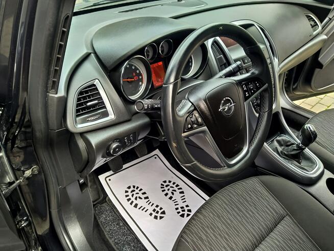Opel Astra 1.4 Turbo Klimatronic Czujniki P+T Dodat. kpl kół 4 Zarejstrowany