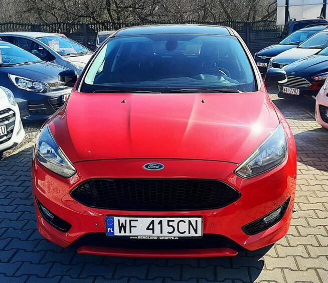 Ford Focus ST-Line sport wersja Red&Black 1,5 182KM