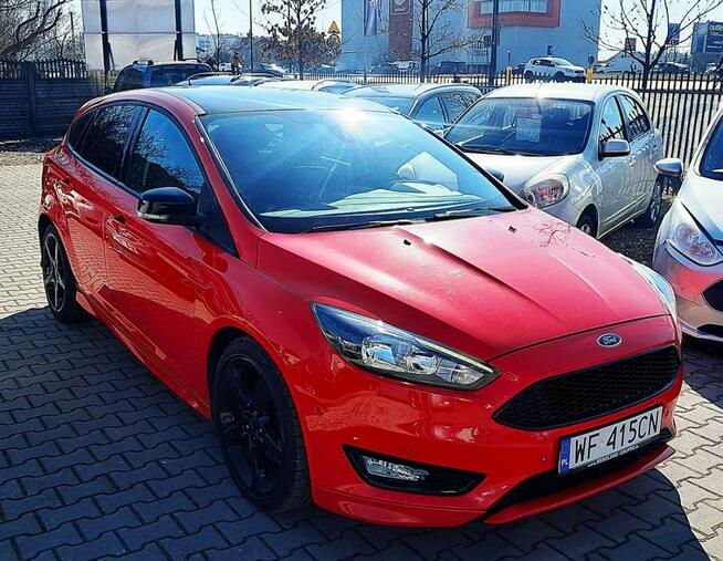 Ford Focus ST-Line sport wersja Red&Black 1,5 182KM