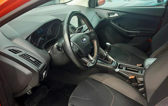Ford Focus ST-Line sport wersja Red&Black 1,5 182KM